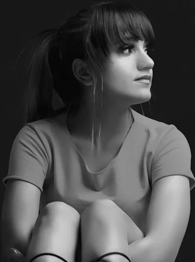 Amisha – College Girl Call Girl Ahmedabad